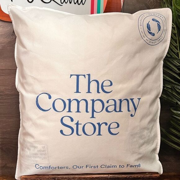 The Company Store All Seasons Wool Comforter in Gorgeous Natural. Twin Size. New - Picture 7 of 14